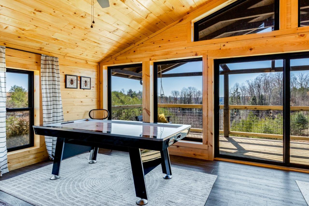 Honey Bee Hideaway Villa Rogers Eksteriør billede